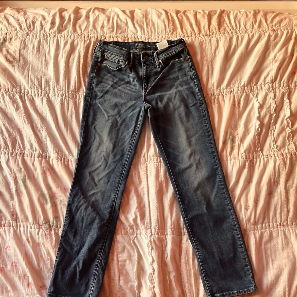 jeans